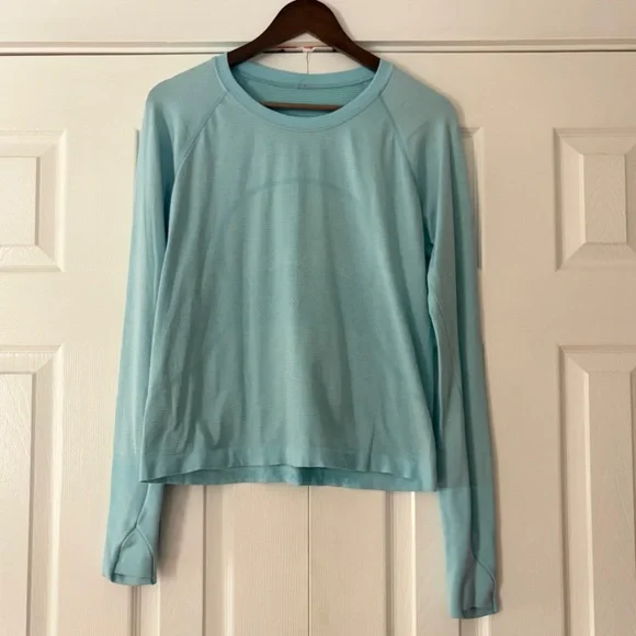 Lululemon Long Sleeve Swiftly Tech 2.0 Light‎ Blue Race Length Size 10 EUC - Picture 3 of 7